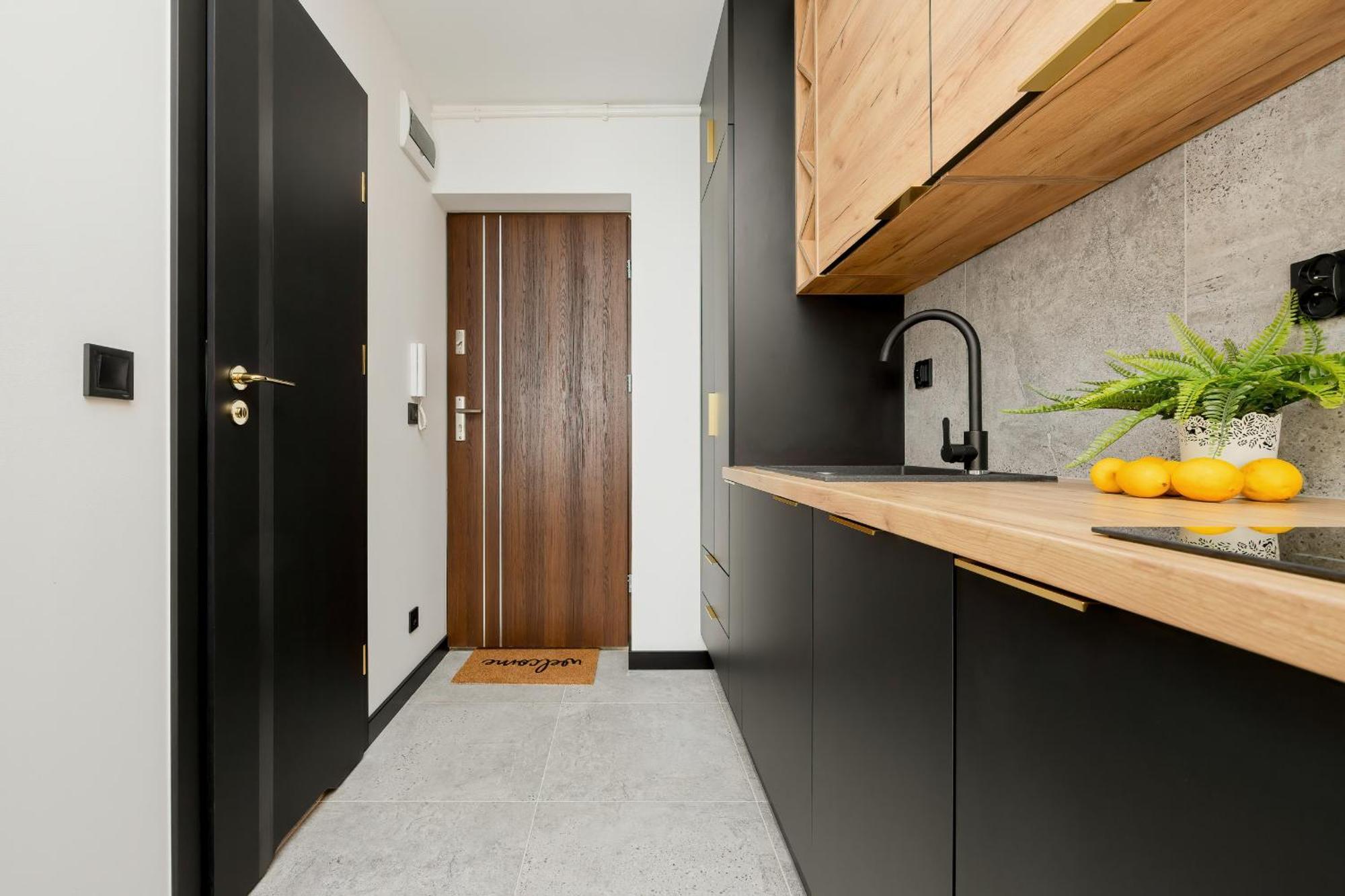 Modern Black & Wooden Apartment Warsaw Near The Airport By Noclegi Renters Zewnętrze zdjęcie